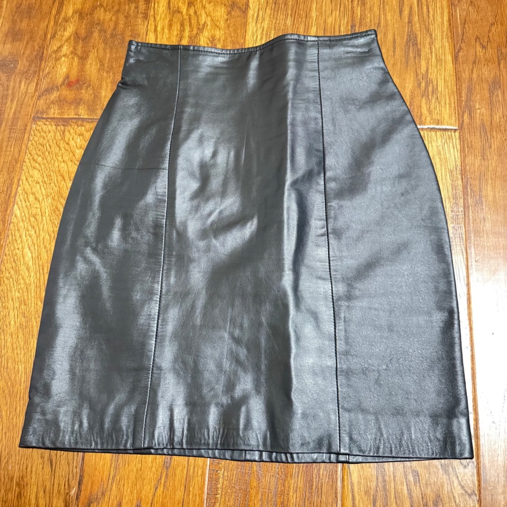 Vintage Byrnes & Baker Mens Black 100% Leather High Waisted Mini Skirt Size 4